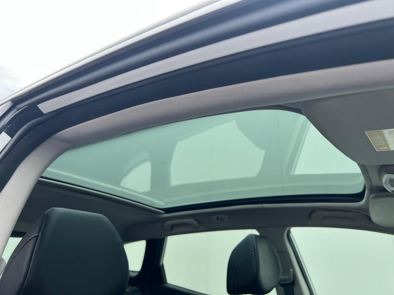 Renault KADJAR 1.3 TCe Intens PANO / ALL SEASON / CAMERA / STOEL VERW. STOELVERWARMING / CRUISE CONTROL / PANO