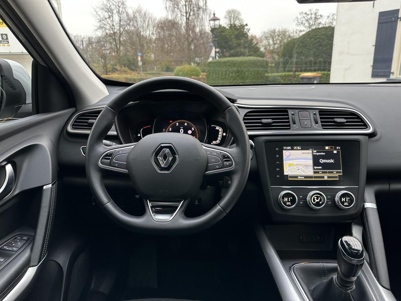 Renault KADJAR 1.3 TCe Techno | Navigatie systeem | Camera/Sensoren | Glazendak | Dealeronderhouden |