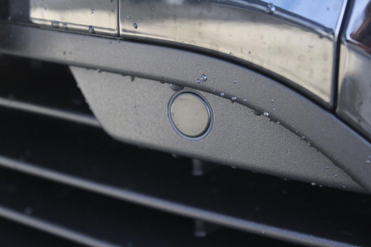 Renault KADJAR 1.3 TCe Equilibre Automaat | Incl. 12 maanden garantie | Achteruitrijcamera | Parkeersensoren | Lichtmetalen velgen | Bluetooth | Climate control | Navigatie | Cruise control