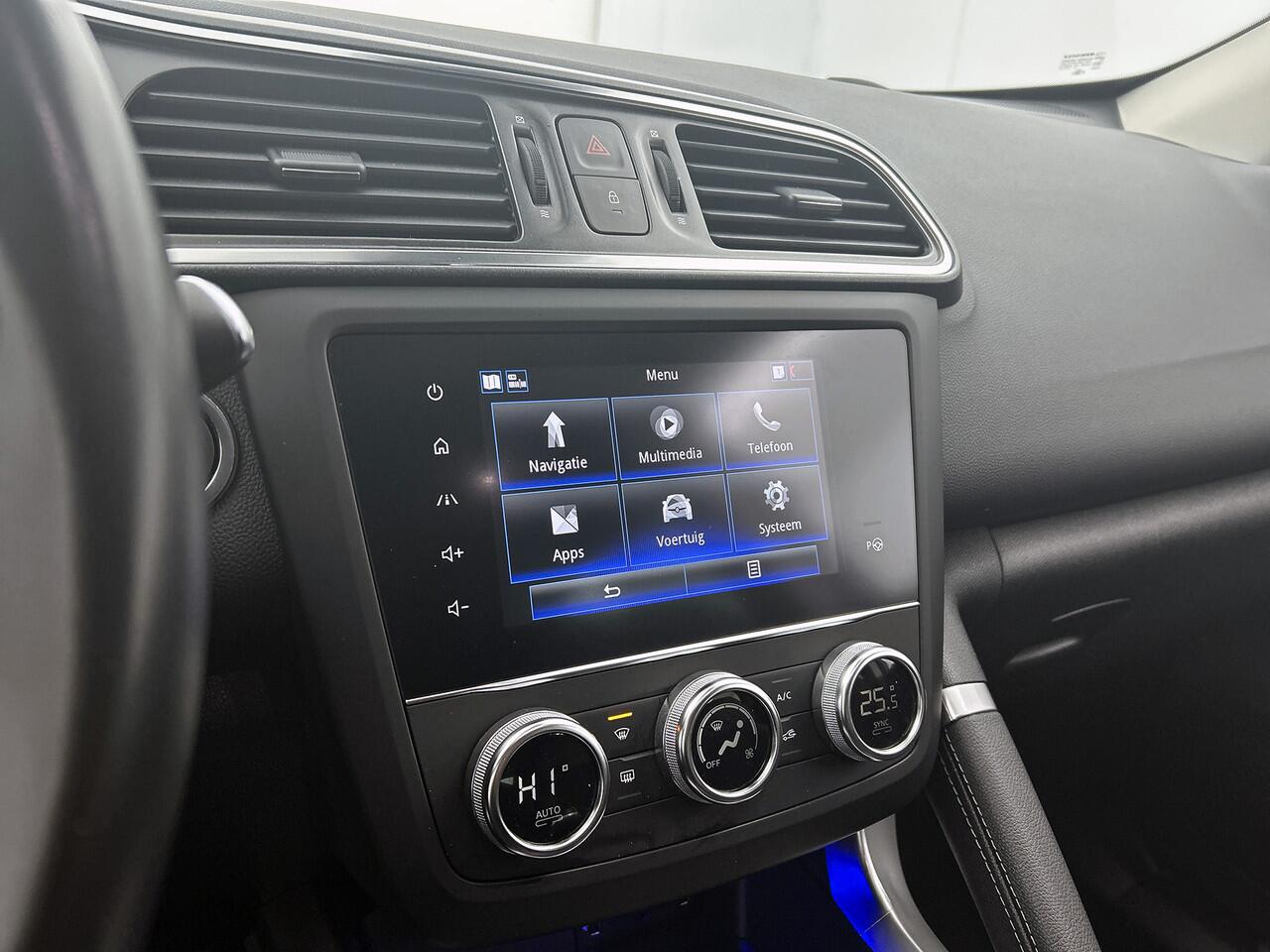 Renault KADJAR 1.3 TCe 140PK Intens | CAMERA | NAVI | DEALER ONDERHOUDEN | PARK. SENSOREN V+A