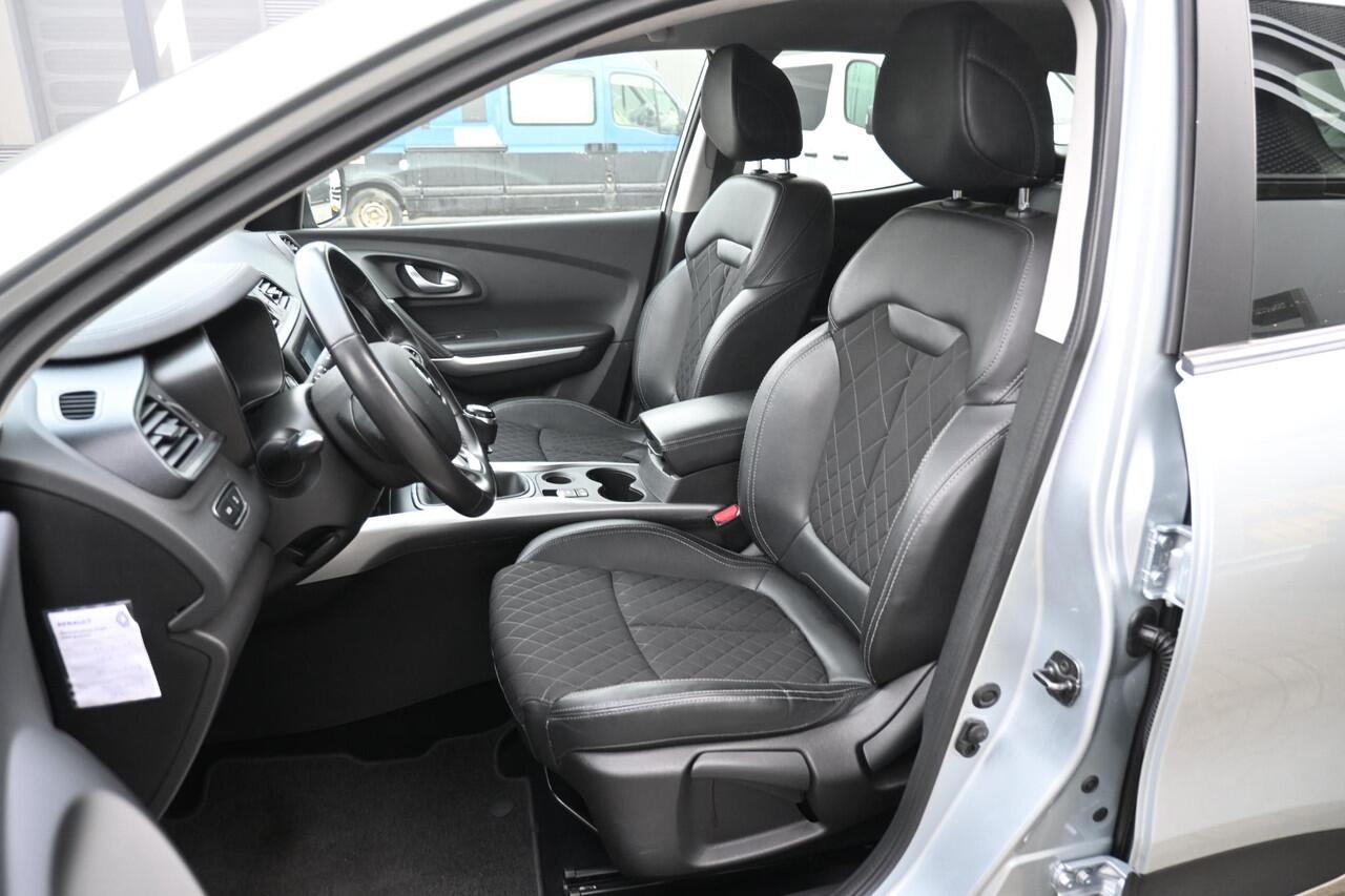 Renault KADJAR TCe 140 Intens | WEGKLAPBARE TREKHAAK | NAVI | CAMERA | CRUISE CONTROL | CLIMATE CONTROL | PDC | LMV