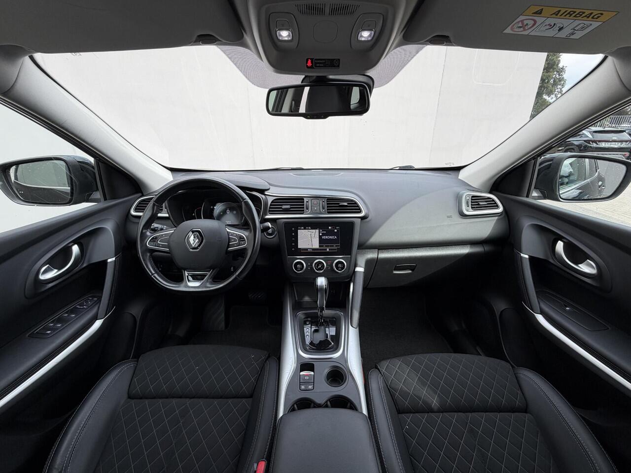 Renault KADJAR 1.3 TCe Intens Automaat / Trekgewicht 1.500 KG / Apple Carplay Andriod Auto / Stoelverwarming / Keyless Entry/Start / Climate control / Achteruitrijcamera / Cruise control / Navigatie / Parkeersensoren voor en achter /