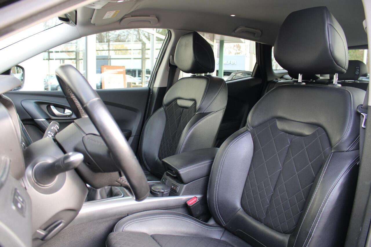 Renault KADJAR 1.3 TCe Intens | Trekhaak | Stoelverwarming | Camera