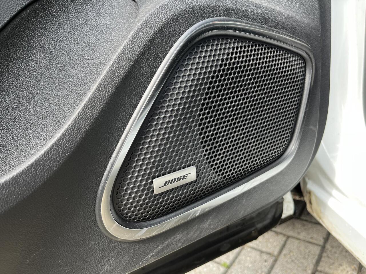 Renault KADJAR 1.3 TCe Intens | Stoelverwarming | Trekhaak | Navigatie|