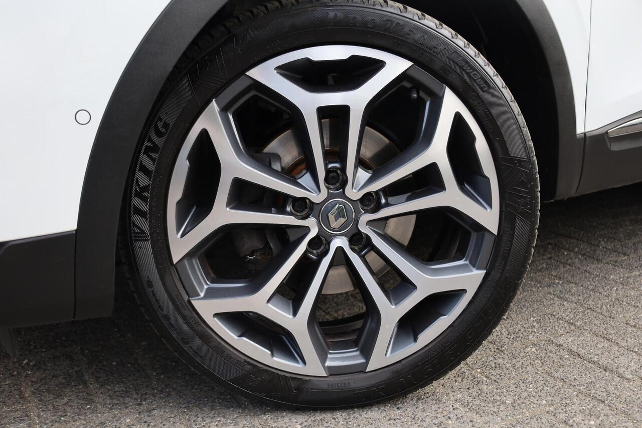 Renault KADJAR 1.3 TCe Black Edition LEER CAMERA PANO ADAPTIVE-CRUISE CLIMA NAVI DAB ELEC.VERST.STOELEN/INKLAPBARE SPIEGELS. DODEHOEK 2XPDC 19''LMV