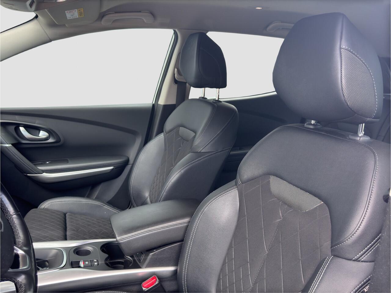 Renault KADJAR 1.3 TCe Zen Automaat | Blis | Bose | Keyless