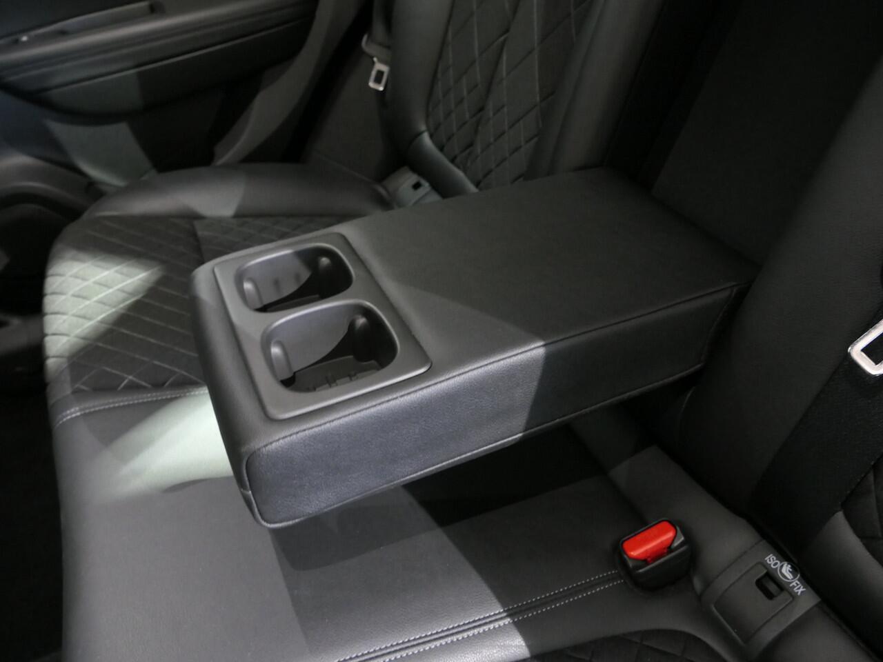 Renault KADJAR 1.3 TCe Techno - Occasion Lease vanaf ¤474 p/m - *AUTOMAAT* - Trekhaak - allseasons - navi - sensor v+a