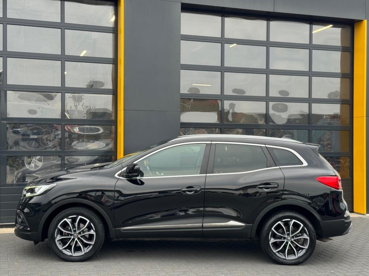 Renault KADJAR 1.3 TCe 140 Riviera Intens Camera Leer