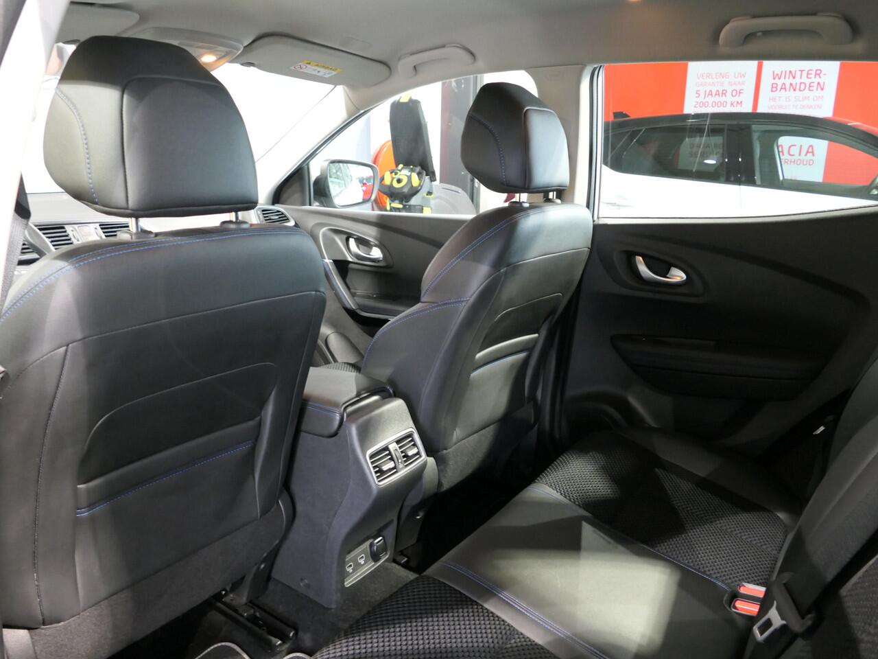 Renault KADJAR 1.3 TCe Zen - Occasion Lease vanaf ¤824 p/m - Inklapbare spiegels - cruise -17" LMV - sensor v+a