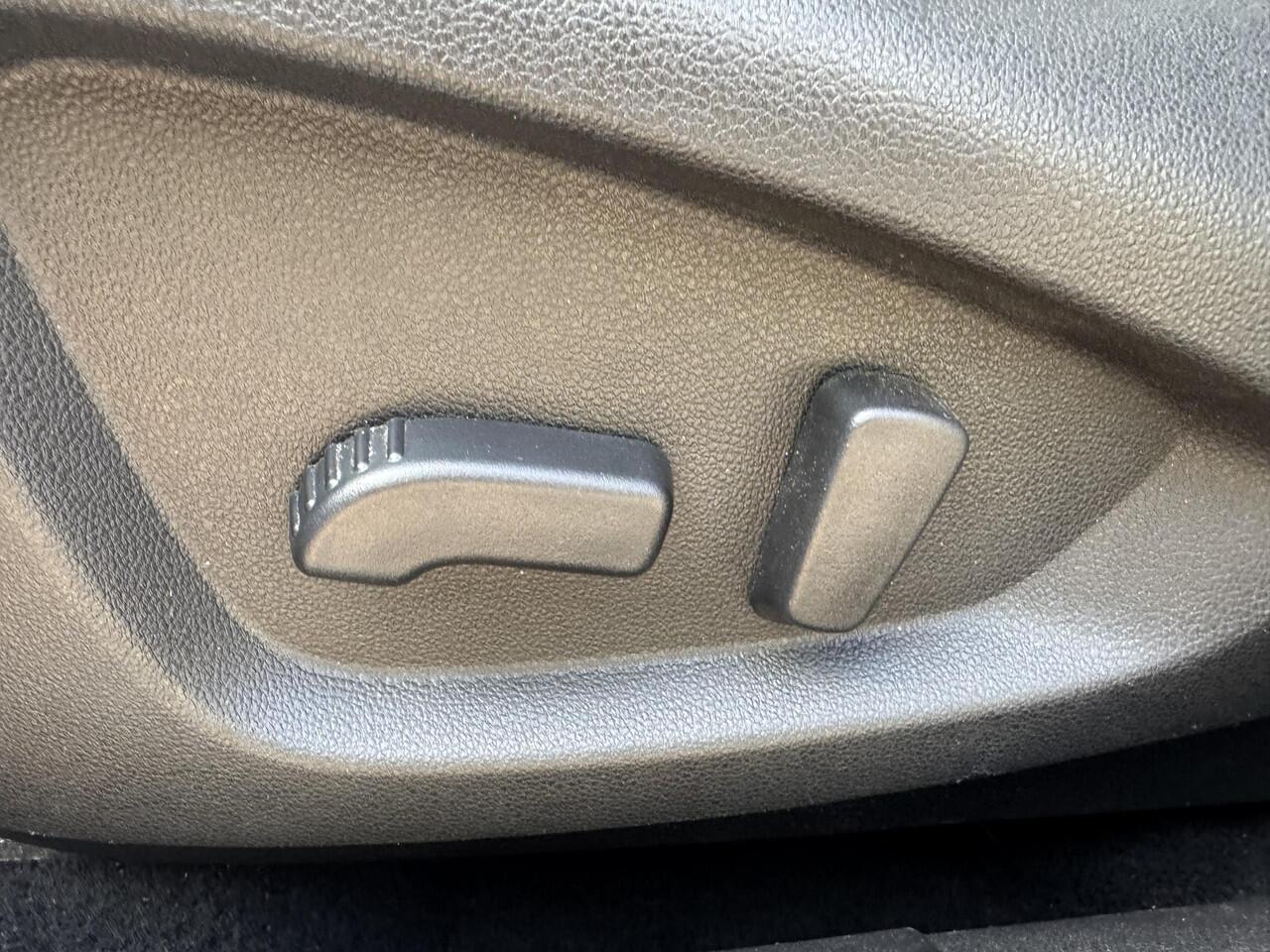 Renault KADJAR 1.3 TCe 140pk EDC Intens+Trekhaak!!