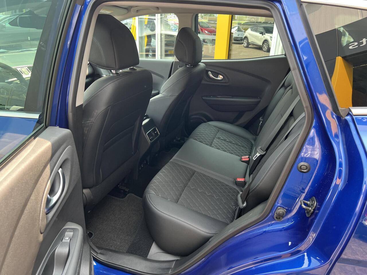 Renault KADJAR 1.3 TCe 140 EDC Intens | Pack Winter | Achteruitrijcamera | All-Season | LED | DAB | Key-less | Climate Control | Lichtmetaal | Cruise Control |