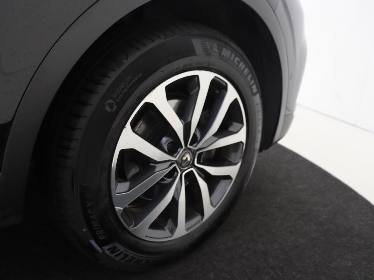 Renault KADJAR 1.3 TCe Intens AUTOMAAT | Navigatie | Climate Control | Camera | Parkeersensoren | Apple Carplay/Android Auto | Elektrische Ramen | Centrale deurvergrendeling |