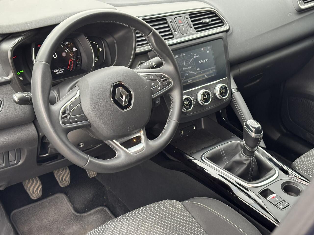 Renault KADJAR 1.3 TCe Zen / Navi / Applecarplay/Androidauto / Trekhaak / Cruise Control / Dubbele Bodem /