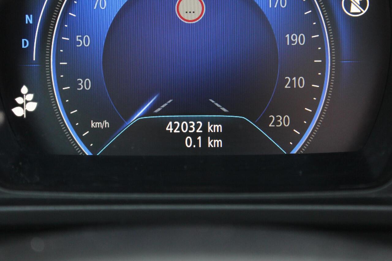 Renault KADJAR 1.3 EDC Techno 140 pk AUTOMAAT X-MOD,Pano dak,Adaptive cruise