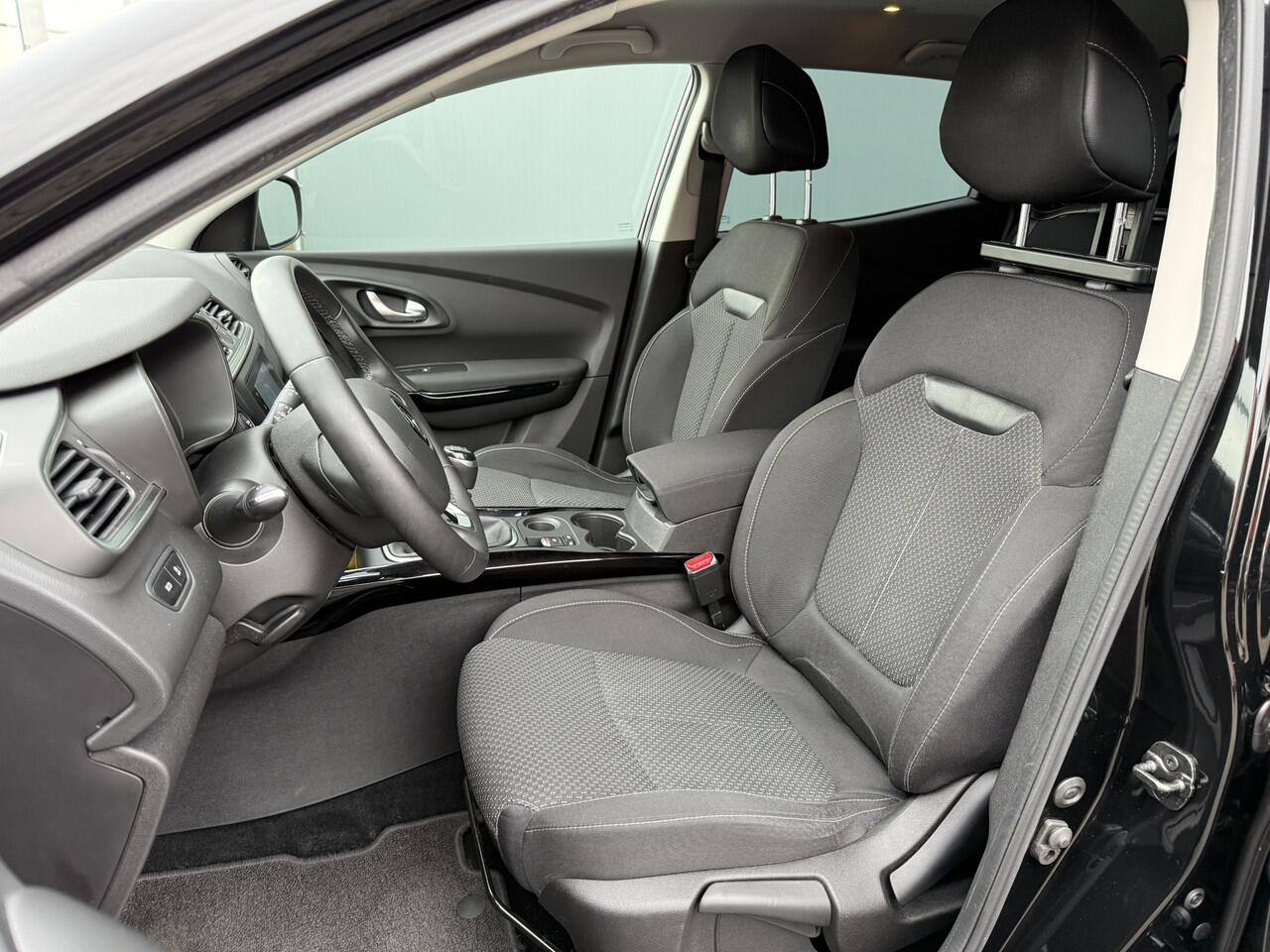 Renault KADJAR BWJ 2021 1.3 TCe 141 PK Zen TREKHAAK | KEYLESS | CARPLAY + ANDROID | CLIMA | CRUISE | LMV | PDC