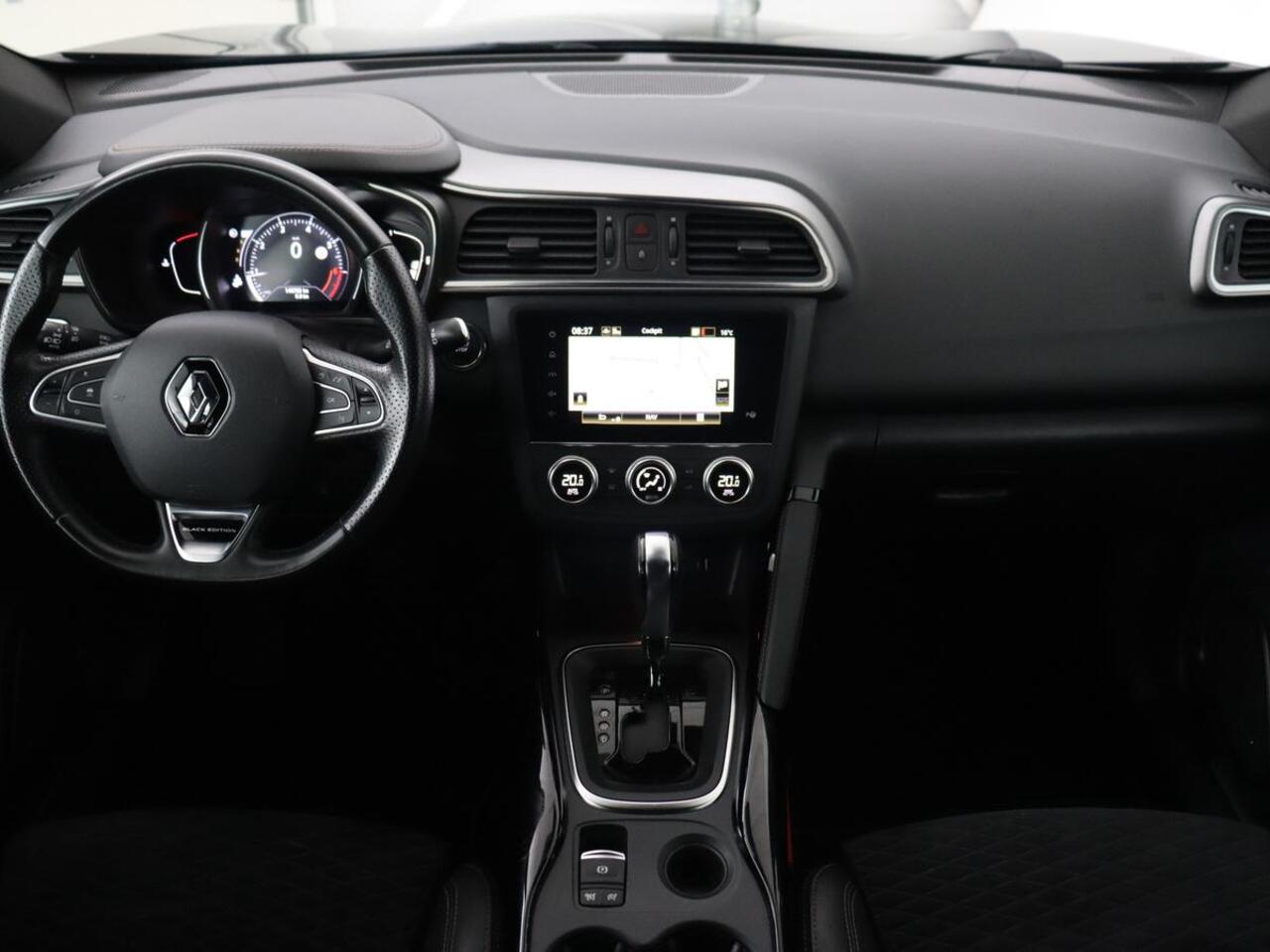 Renault KADJAR 1.3 TCe Black Edition | Trekhaak | Stoelverwarming | Adaptive cruise | Leder/Alcantara | Camera | BOSE Sound | Carplay | Keyless | Navigatie | Full LED