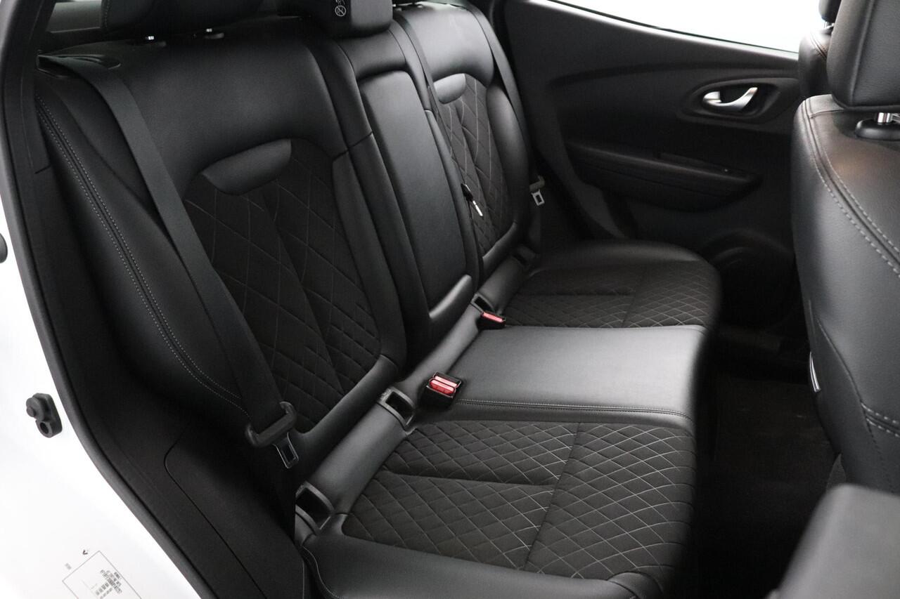 Renault KADJAR 1.3 TCe 140 Intens | Trekhaak (1500kg) | Camera | Carplay/Android Auto |