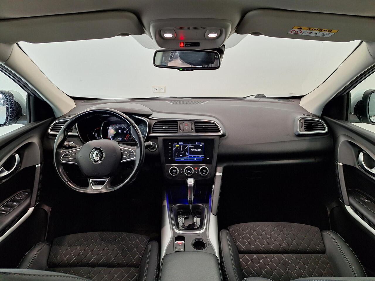 Renault KADJAR 1.3 TCe 160 EDC Intens | Stoel- en voorruitverwarming | All season banden | Dodehoek Detectie | Parkeersensoren voor, zij, achter en achteruitrijcamera | Apple Carplay/Android Auto