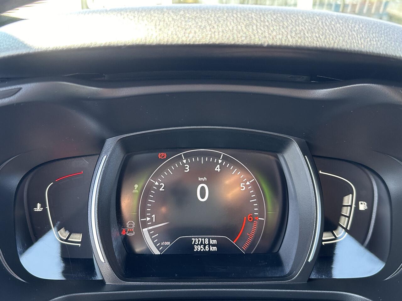 Renault KADJAR 1.3 TCe Life | Navi | Trekhaak | Cruise | Telefoon