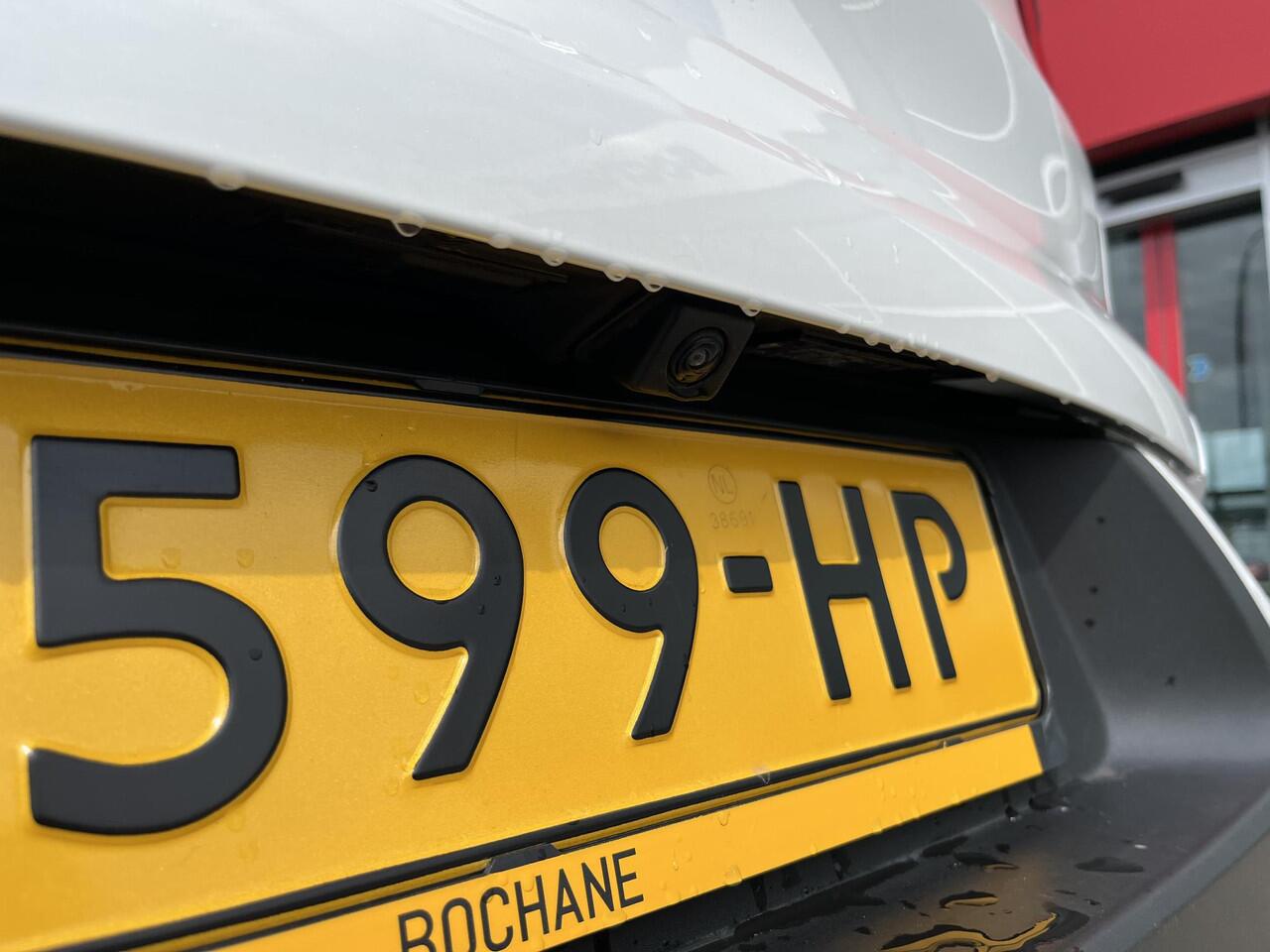 Renault KADJAR 1.3 TCe Intens | Stoelverwarming | Trekhaak | Navigatie|