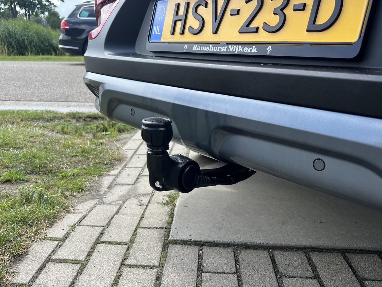 Renault KADJAR 1.3 TCe 140PK Intens / Automaat / Trekhaak wegklapbaar / Stoelverw. / Bose / Applecarplay - Androidauto /