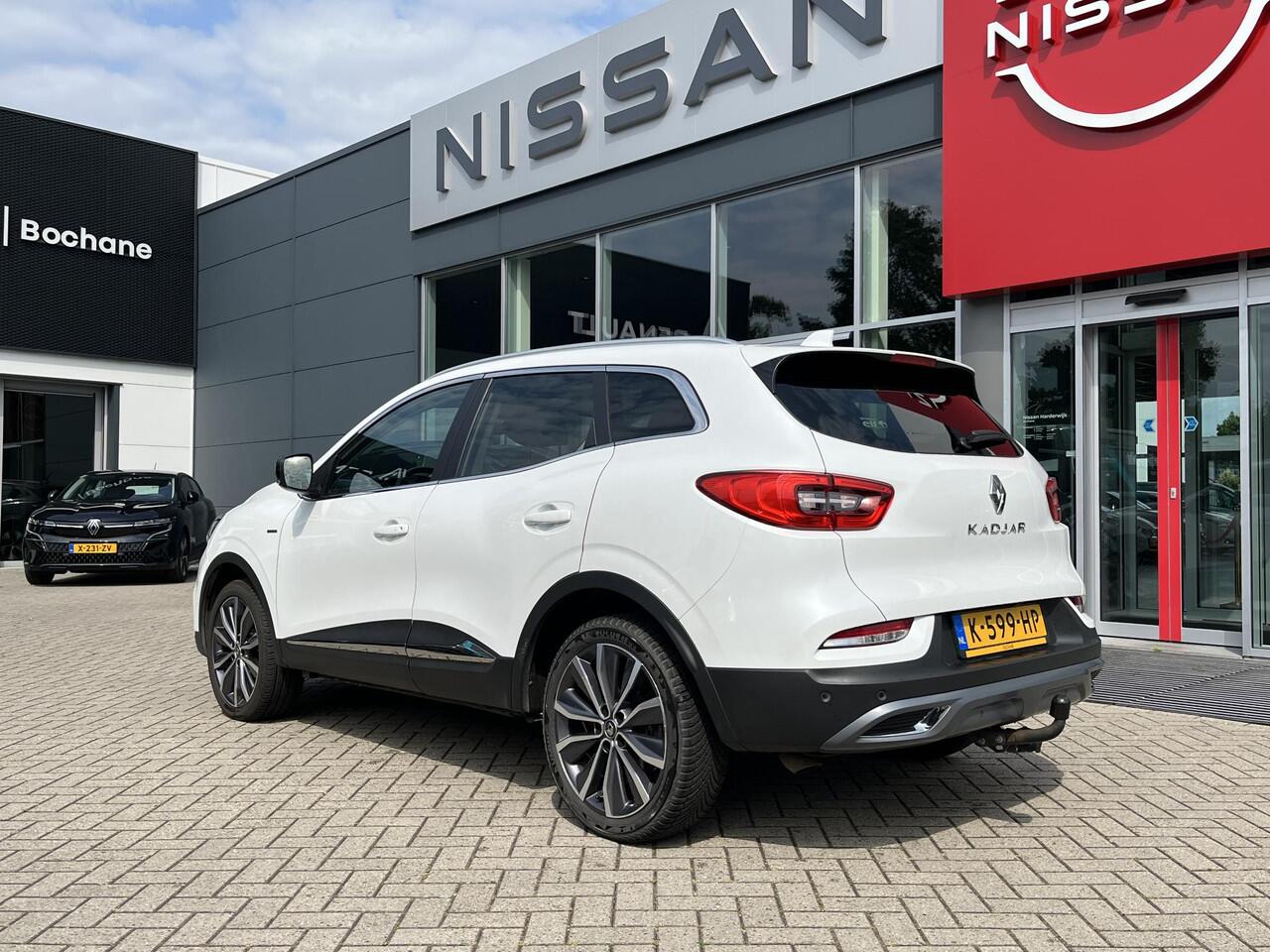 Renault KADJAR 1.3 TCe Intens | Stoelverwarming | Trekhaak | Navigatie|