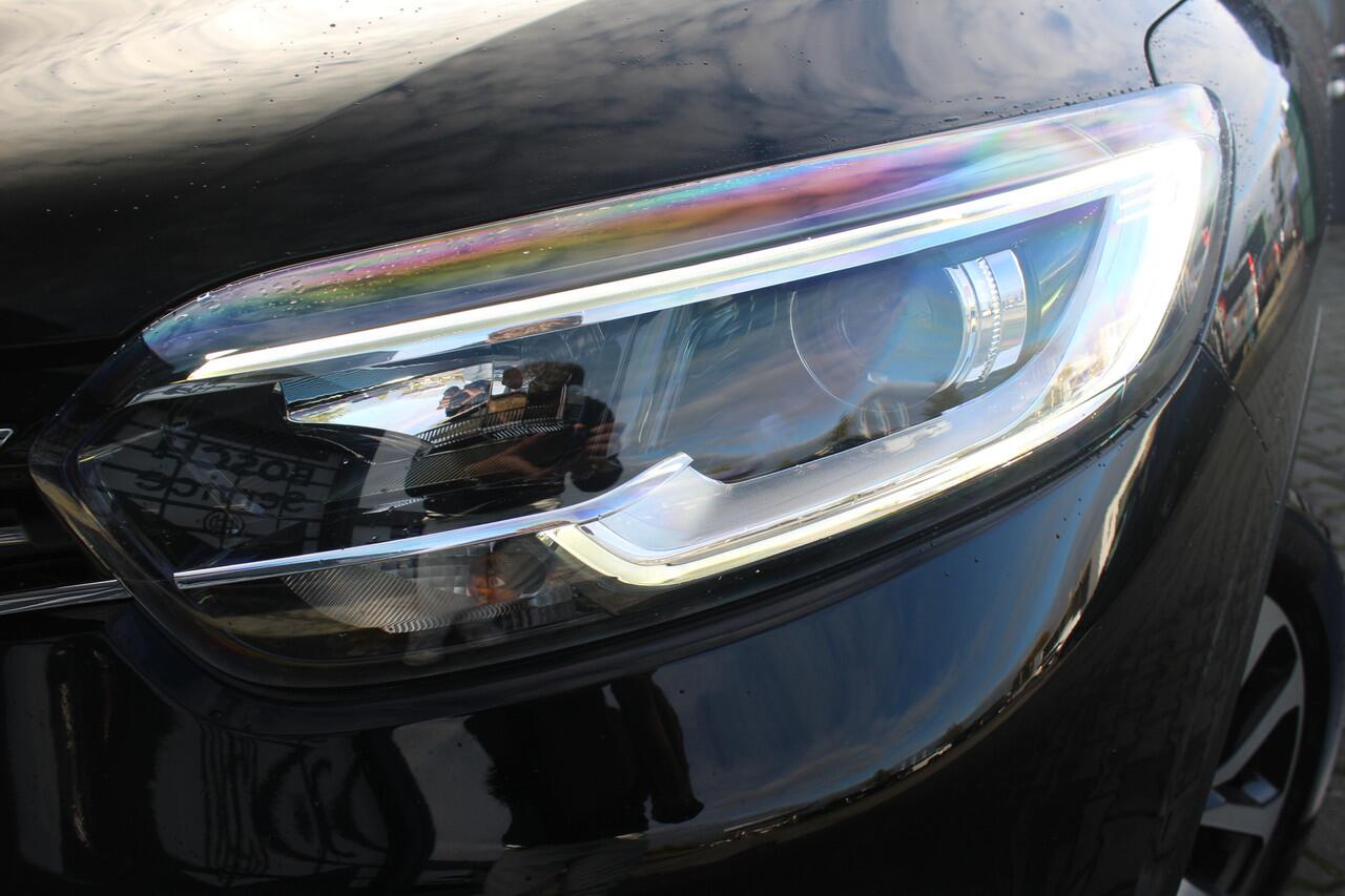 Renault KADJAR 1.3 TCe Equilibre Automaat | Incl. 12 maanden garantie | Achteruitrijcamera | Parkeersensoren | Lichtmetalen velgen | Bluetooth | Climate control | Navigatie | Cruise control