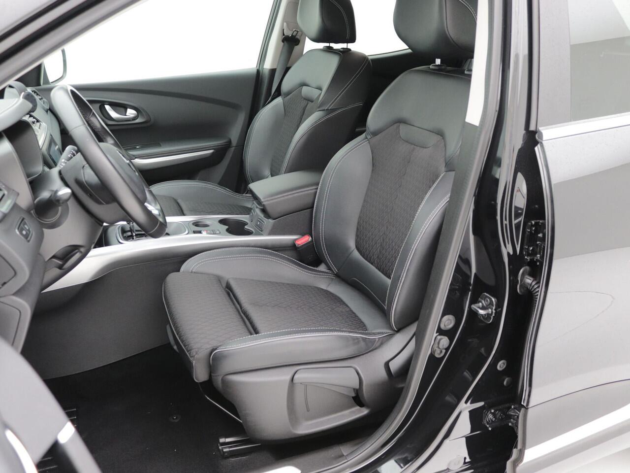 Renault KADJAR 1.3 TCe Zen 141 PK / Aut. / Bose audio / 1/2 leder / Carplay