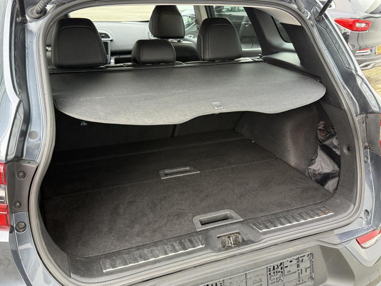 Renault KADJAR 1.3 TCe Bose (Hoge Instap) Trekhaak | Camera | Navigatie | Winterpack | Allseason