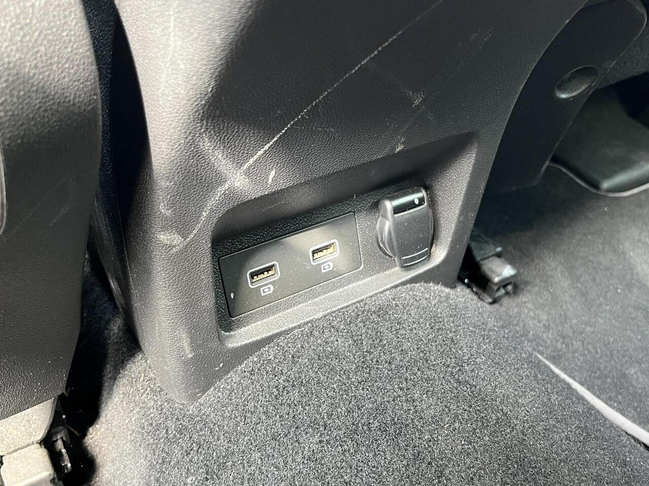 Renault KADJAR 1.3 TCe Intens | Stoelverwarming | Trekhaak | Navigatie|