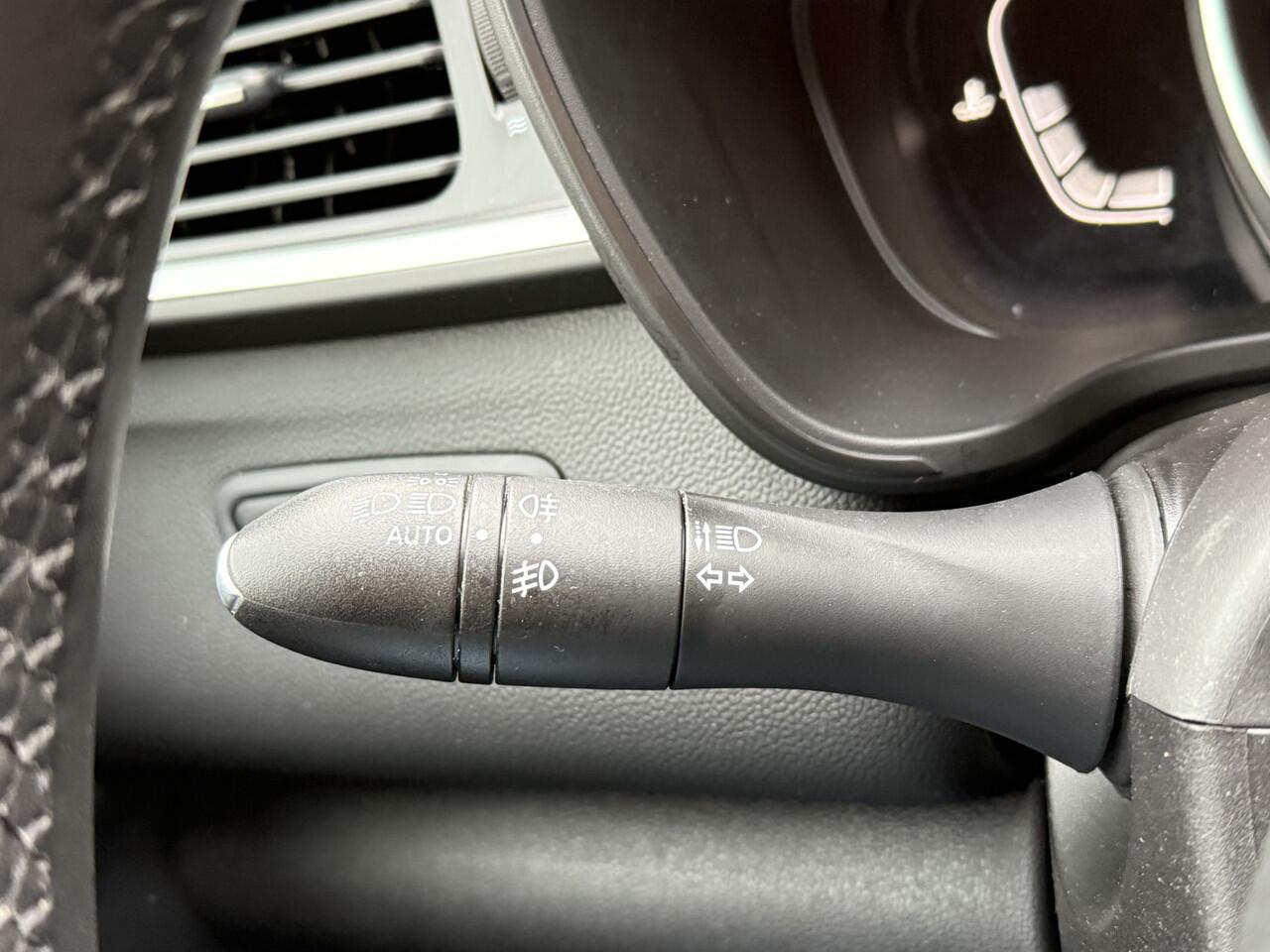 Renault KADJAR BWJ 2021 1.3 TCe 141 PK Zen TREKHAAK | KEYLESS | CARPLAY + ANDROID | CLIMA | CRUISE | LMV | PDC