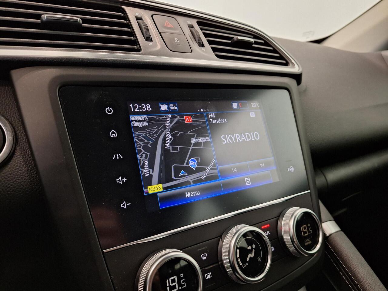 Renault KADJAR 1.3 TCe 160 EDC Intens | Stoel- en voorruitverwarming | All season banden | Dodehoek Detectie | Parkeersensoren voor, zij, achter en achteruitrijcamera | Apple Carplay/Android Auto