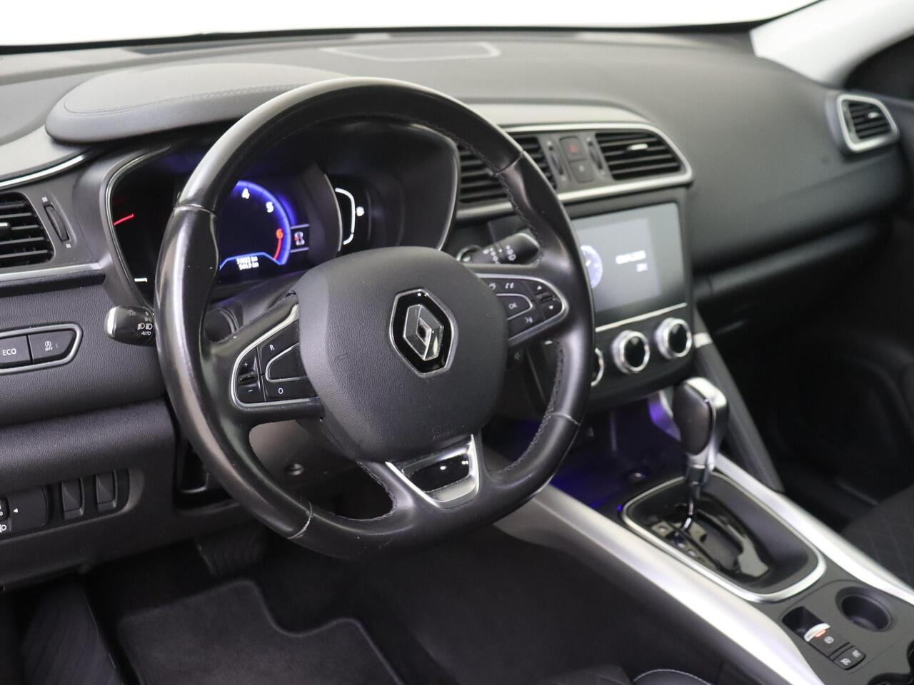 Renault KADJAR 1.3 TCe Intens AUTOMAAT | Navigatie | Climate Control | Camera | Parkeersensoren | Apple Carplay/Android Auto | Elektrische Ramen | Centrale deurvergrendeling |