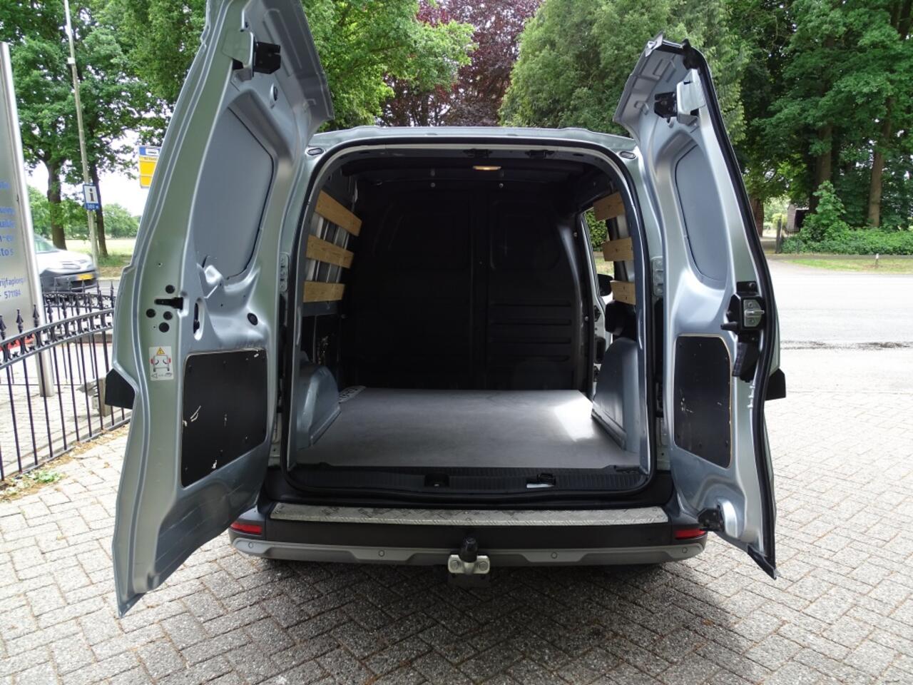 Renault KANGOO 1.5 Blue dCi Comfort NAVI TREKHAAK