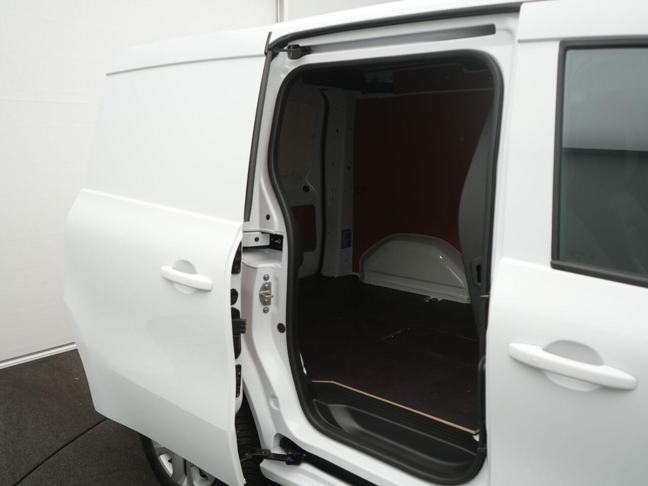 Renault KANGOO E-Tech Extra L1 44 kWh - All Season banden -