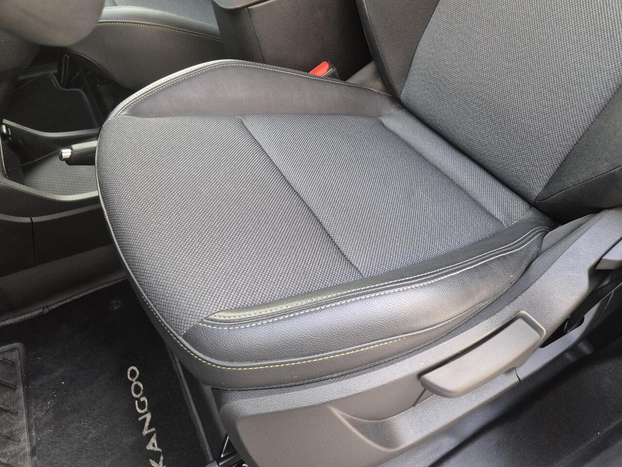 Renault KANGOO E-Tech Advance L1 Open Sesame 44 kWh Automaat / Allseason banden / actieradius 287 km / Navigatiesysteem via Apple Carplay Android Auto / Cruise control / Achterdeuren / Schuifdeur Rechts / Climate control / Parkeersensoren achter /