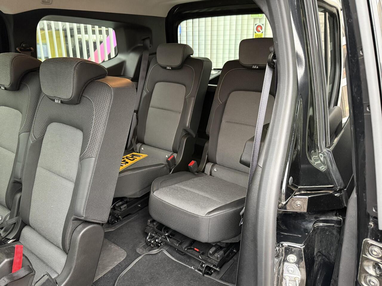 Renault KANGOO 1.3 TCe 130 GPF Techno L2 | 7 PERSOONS | Cruise adaptief | Navigatie | DAB | LED | Key-less | Climate Control | Dodehoek detectie |