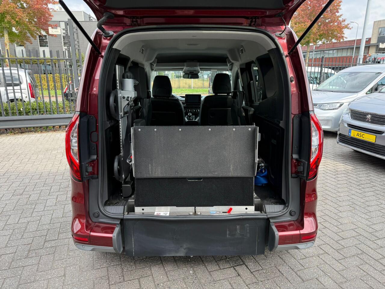 Renault KANGOO 1.3 Tce 131pk Rolstoelauto 4+1 - XXL Ombouw - Alle Opties - Rolstoelvervoer - 1e Eigenaar