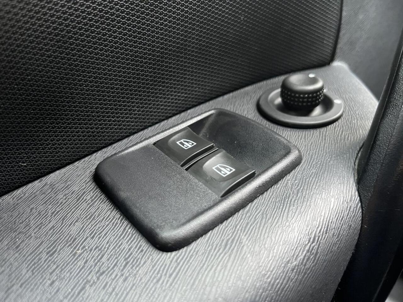 Renault KANGOO 1.5 dCi E6 Comfort BPM Vrij! Lease ¤168 p/m, Airco, PDC, Inrichting, Volledig onderhoudshistorie aanwezig