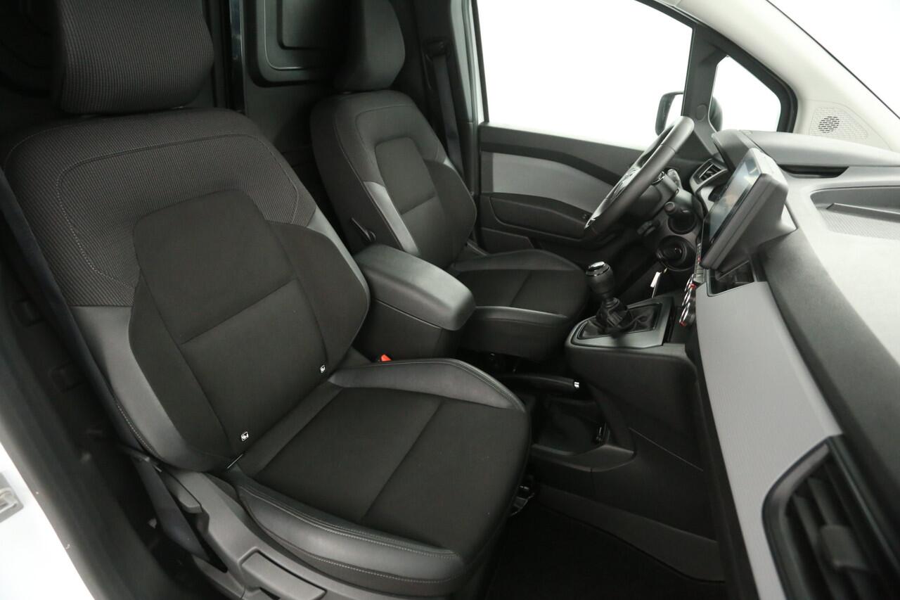 Renault KANGOO 1.5 Blue dCi 115PK | 6-bak | Airco | Camera | Cruise | Carplay | Stoelverw. | Parkeersens.