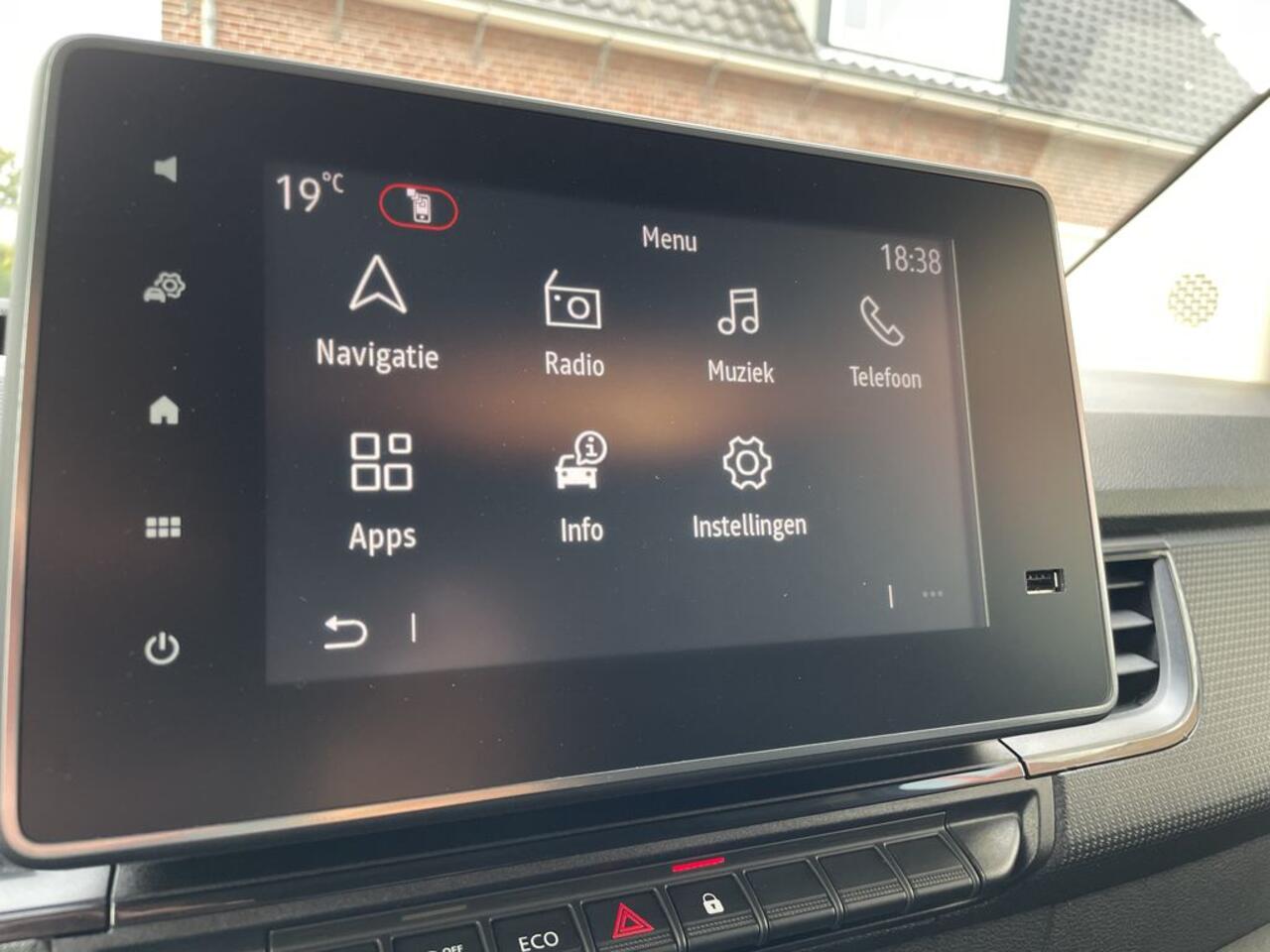 Renault KANGOO 1.5 Blue E6 dCi Comfort Lease ¤246 p/m Airco, Navi, apple carplay/android, PDC, Trekhaak, Cruise controle, onderhoudshistorie aanwezig