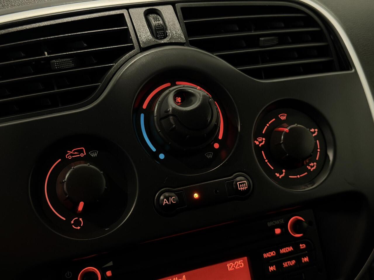 Renault KANGOO 1.5 Blue dCi 95 Work Edition | Airco | Cruise Control | Radio-USB | Bluetooth | Bedrijfswageninrichting | Marge-auto | Verkoopprijs is inclusief BTW