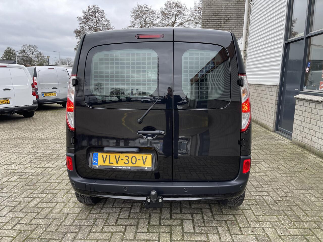Renault KANGOO 1.5 Blue dCi 95 Work Edition / vaste prijs rijklaar ¤ 13.950 ex btw / bpm vrij / euro 6 / 12.515 km NAP! / 6 versnellingen / trekhaak / airco / cruise / zwart metallic