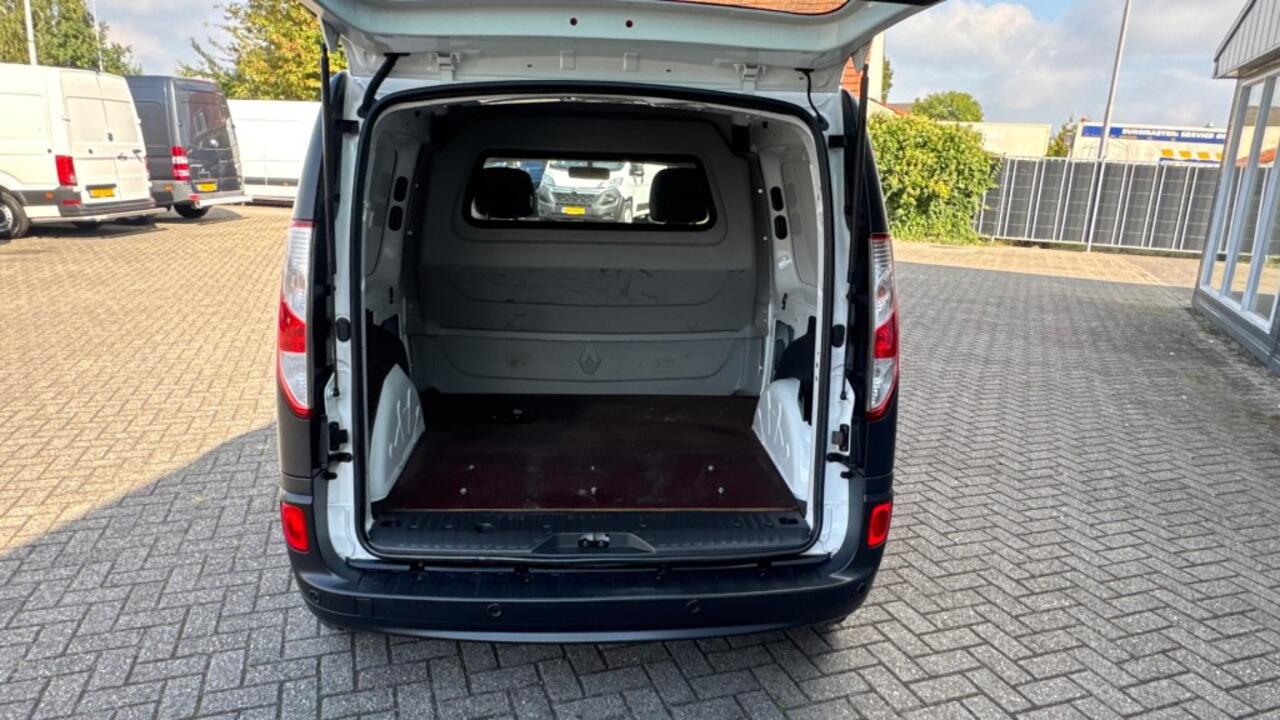 Renault KANGOO 1.5 DCI 55KW 75PK EURO 6 NAVIGATIE/ PARKEERSENSOREN/ 100% DEALERONDERHOUDEN