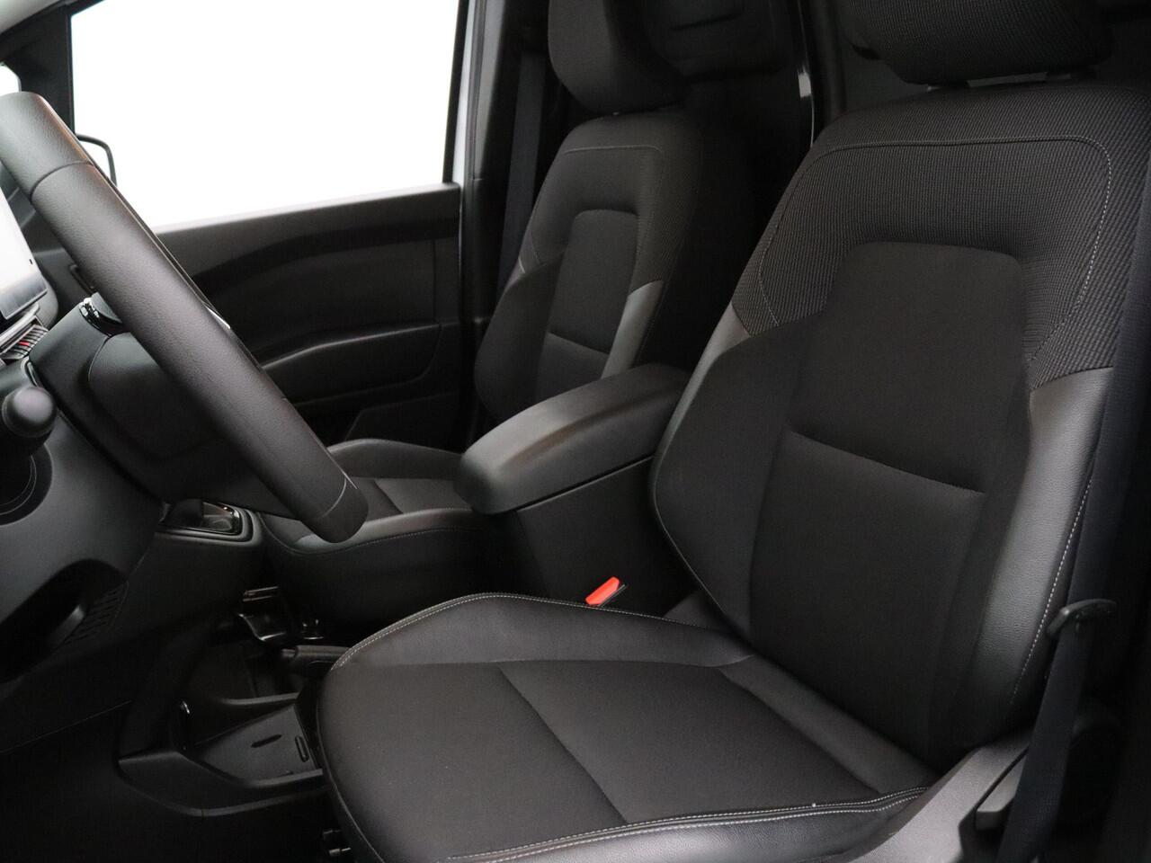 Renault KANGOO 95pk Blue dCi 95 Comfort L1 Airco | Camera | Carplay | Parkeersens. achter | Trekhaak