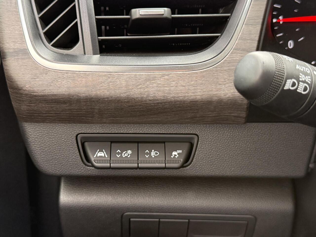 Renault KANGOO 1.3 TCe 130 Techno | Navigatie | Achteruitrijcamera | Stoelverwarming | LED | DAB | Climate Control | Key-less | Dodehoek detectie | Parkeersensoren | Cruise Control |