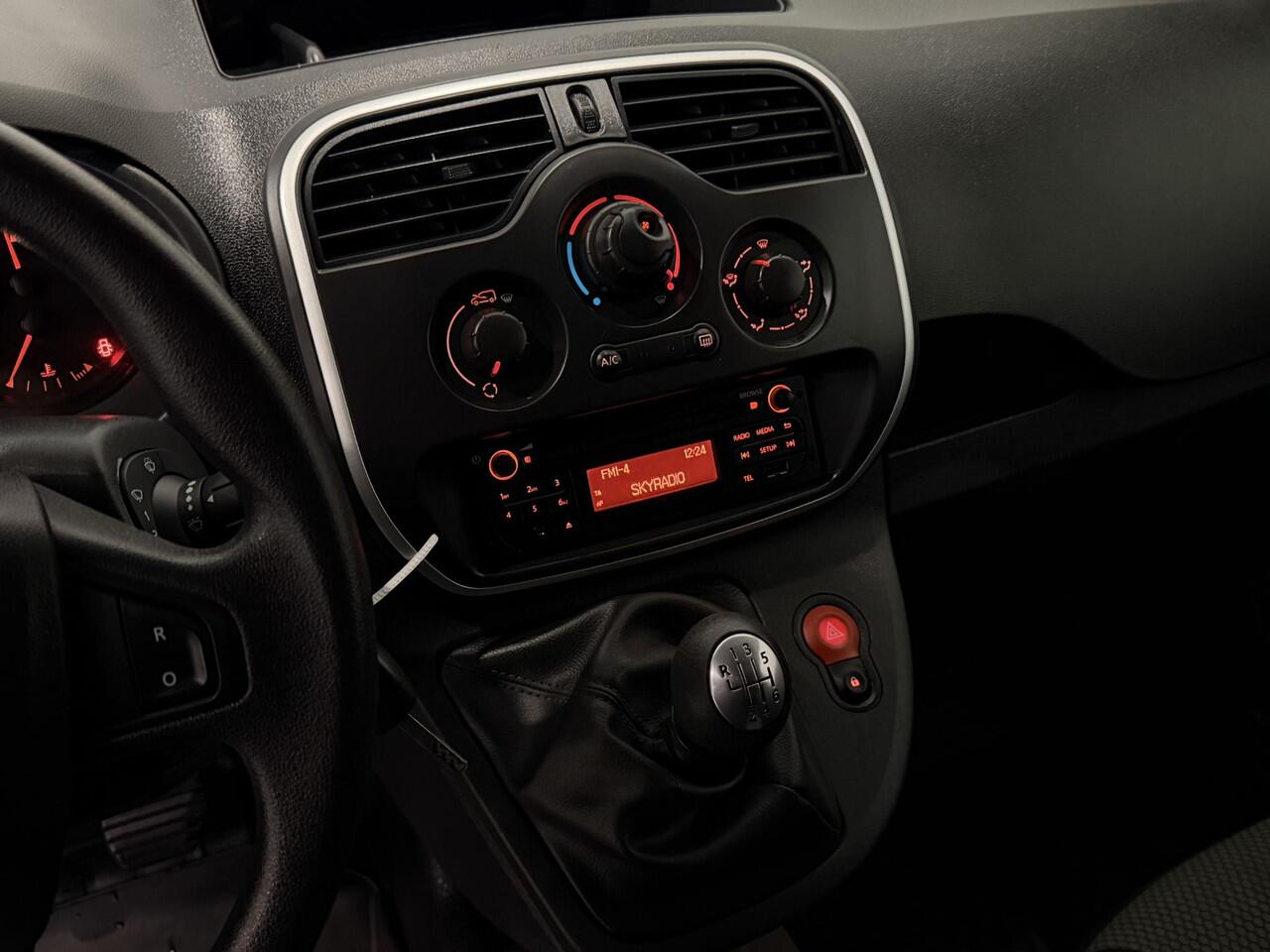 Renault KANGOO 1.5 Blue dCi 95 Work Edition | Airco | Cruise Control | Radio-USB | Bluetooth | Bedrijfswageninrichting | Marge-auto | Verkoopprijs is inclusief BTW