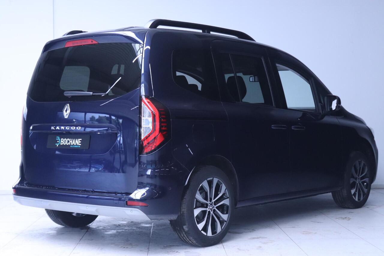 Renault KANGOO FAMILY 1.3 TCe 100 Intens | Apple Carplay/Android Auto | Stoelverwarming | Parkeersensoren voor, achter en camera |