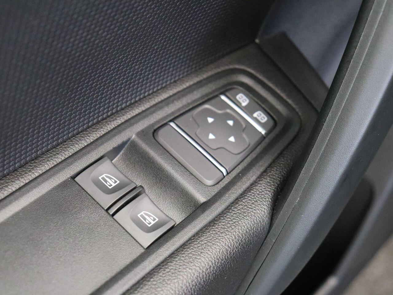 Renault KANGOO 1.3 TCe 100 Comfort L1 BENZINE!