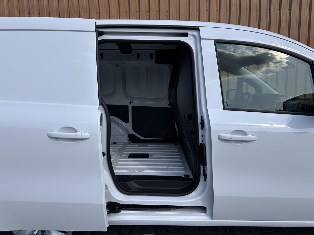 Renault KANGOO E-Tech Advance L1 44 kWh | Automaat | Led verlichting | Apple carplay | DAB | Clima | Verwarmbare voorstoelen |